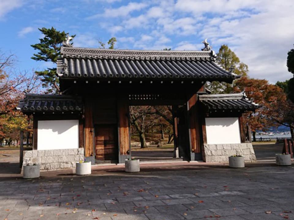 模擬再建された城門